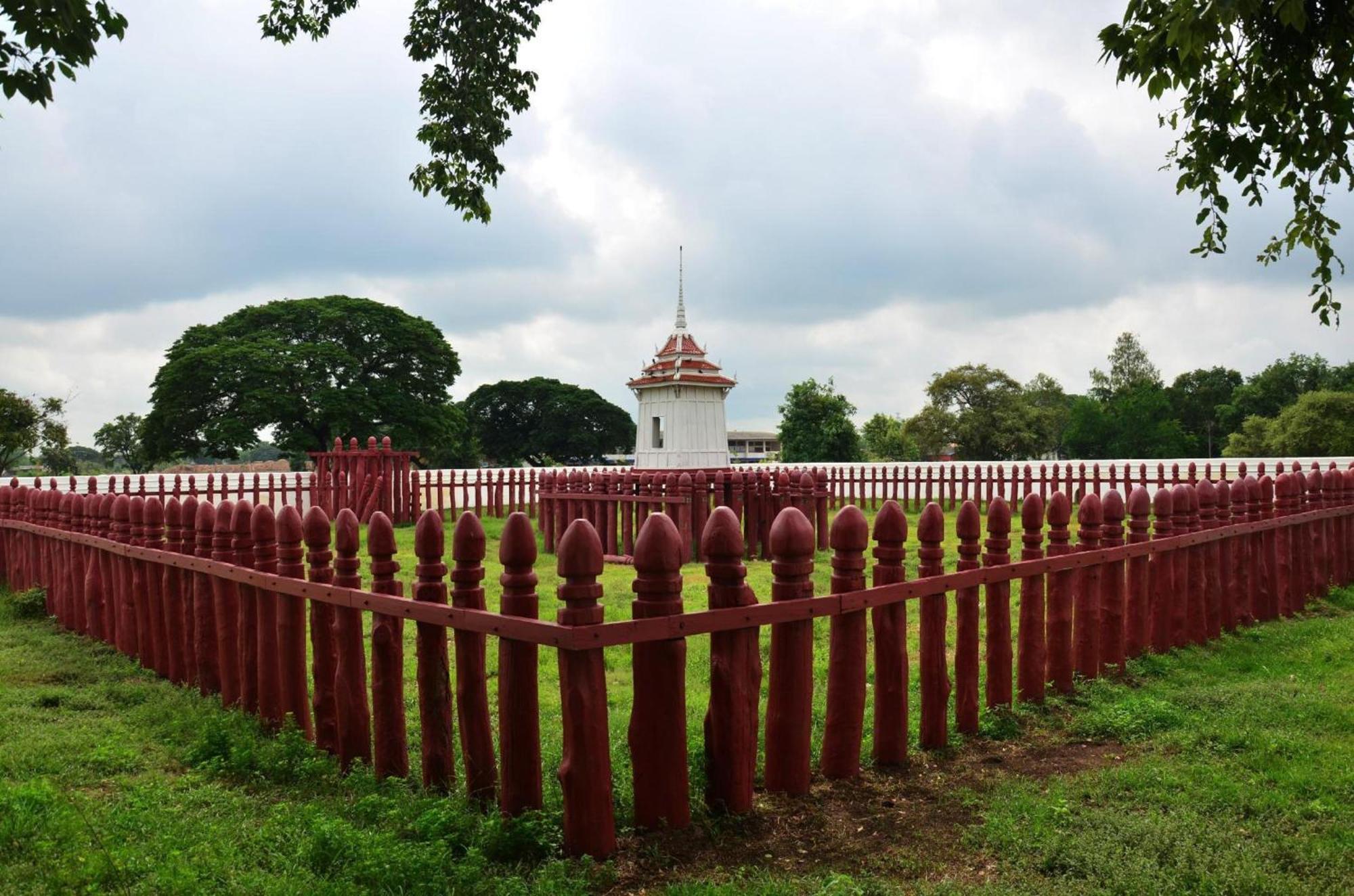 OYO 465 Krung Kao Traveller Lodge Phra Nakhon Si Ayutthaya Exterior foto