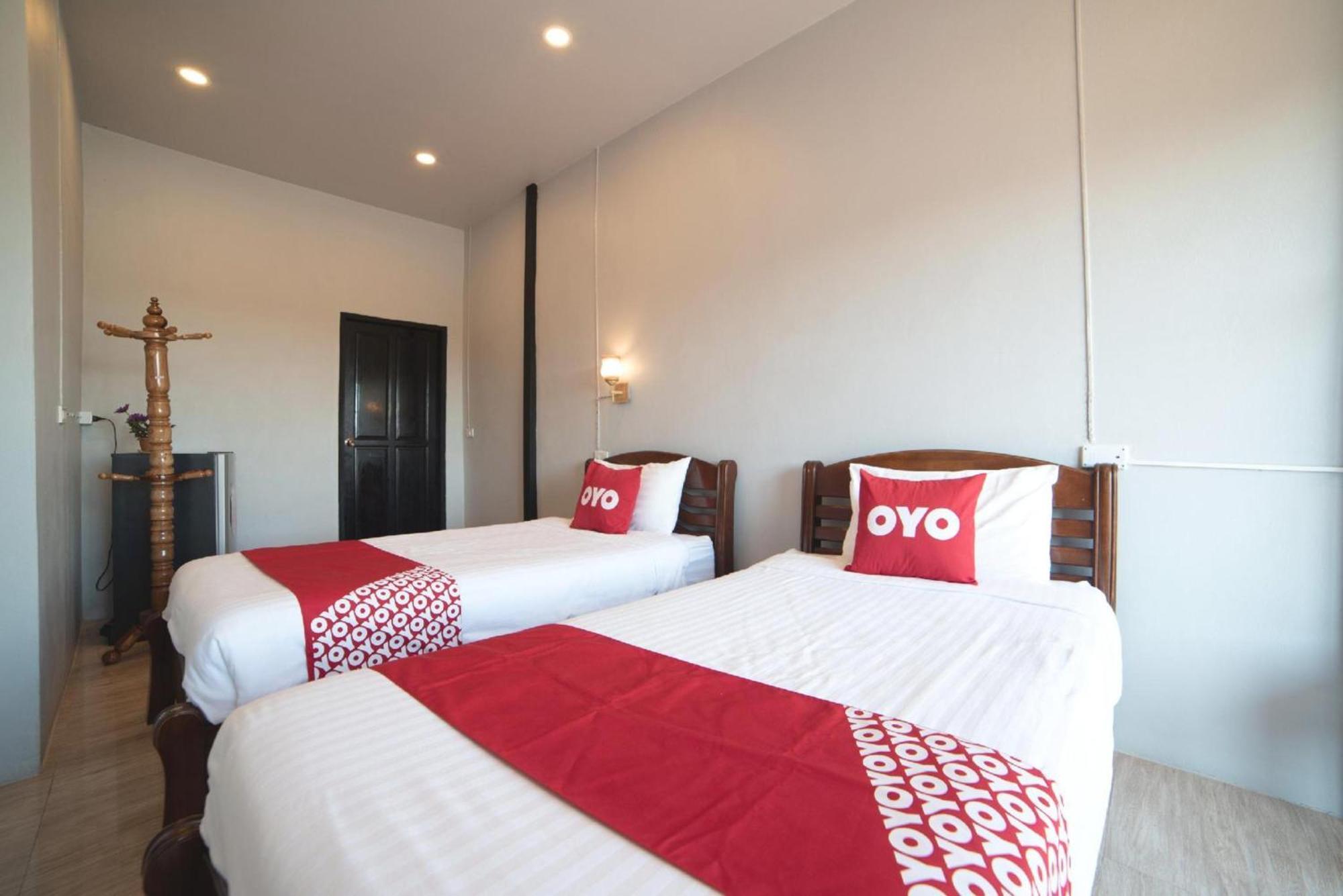 OYO 465 Krung Kao Traveller Lodge Phra Nakhon Si Ayutthaya Exterior foto