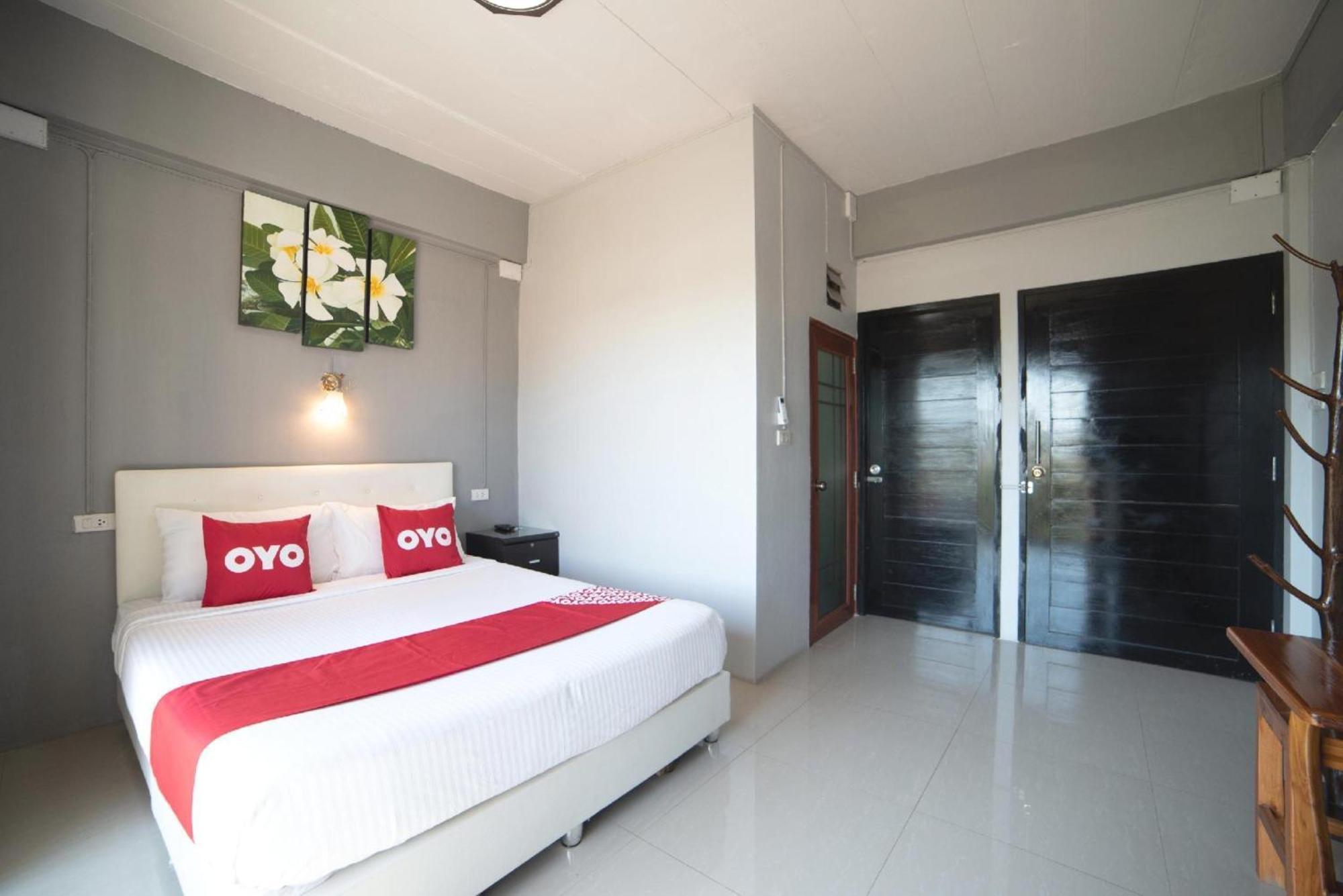 OYO 465 Krung Kao Traveller Lodge Phra Nakhon Si Ayutthaya Exterior foto